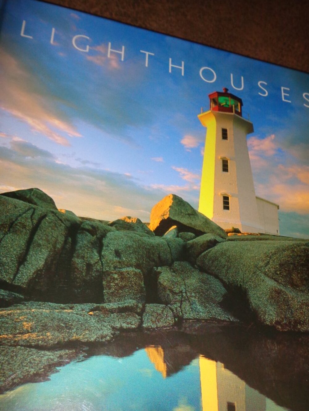 Hardcover Book LIGHTHOUSES 191 Pgs. Colored Photography Lovely